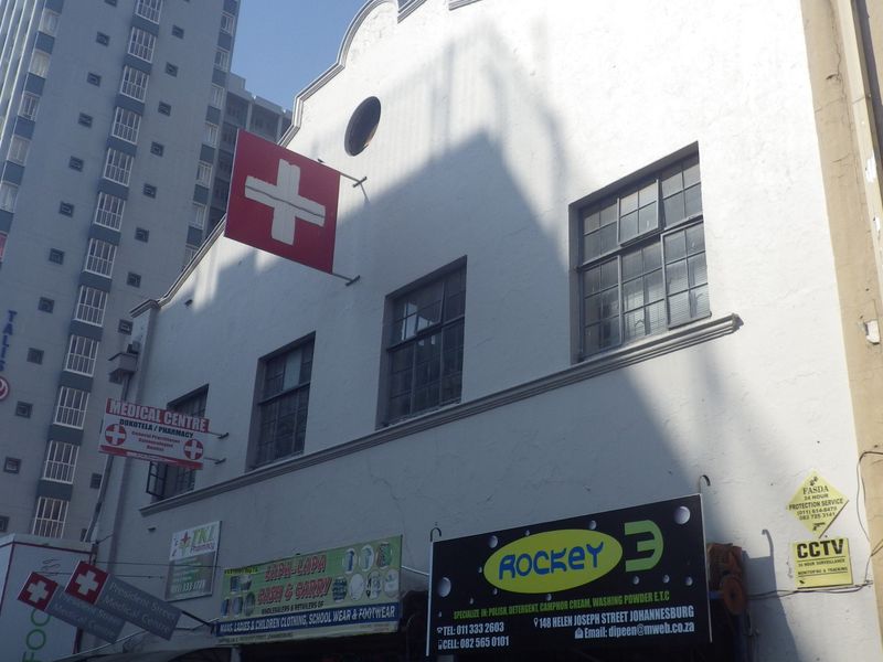 Room in President Street - Photo 10