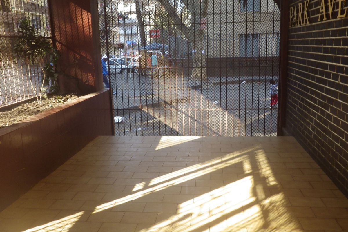 Bachelor Flat in Park Avenue - Photo 5