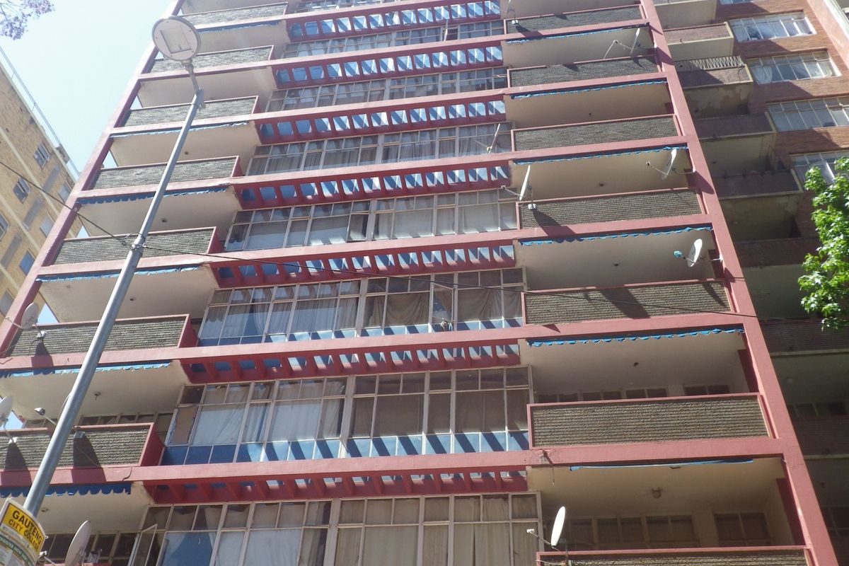 1 BEDROOMED FLAT in ROSEACRES 805 - Photo 2