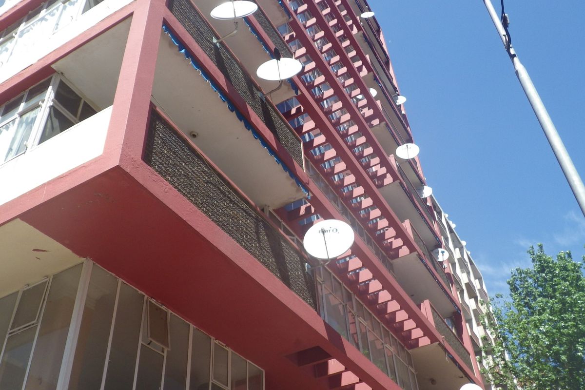1 BEDROOMED FLAT in ROSEACRES 805 - Photo 3