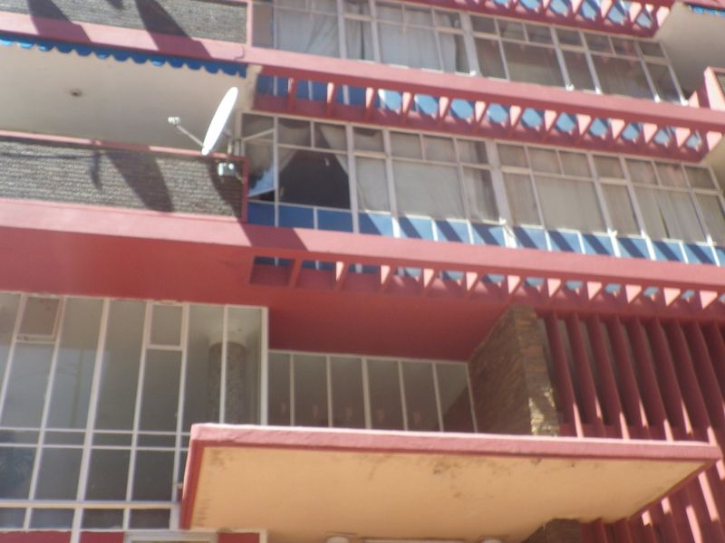 1 BEDROOMED FLAT in ROSEACRES 805 - Photo 5