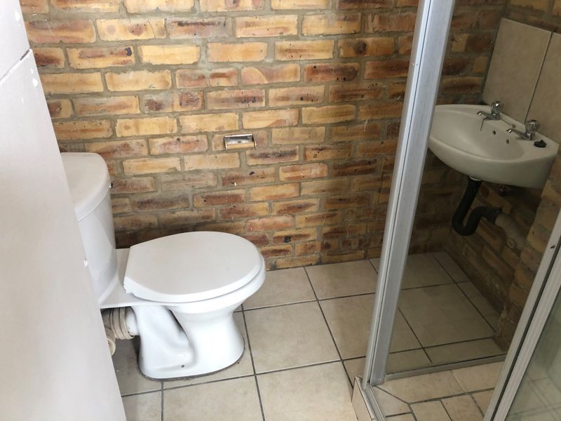 A NEAT 1 BEDROOM IS AVAILABLE AT THABANI - Photo 6
