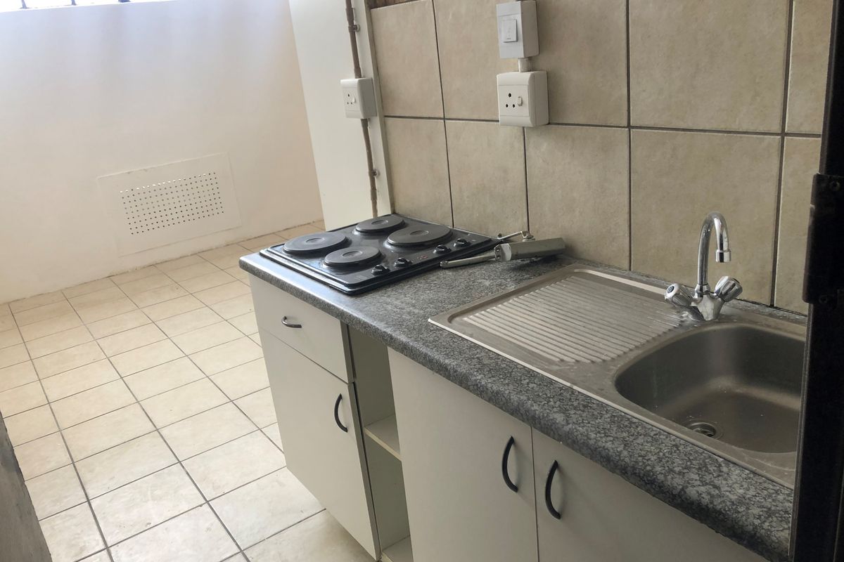 A NEAT 1 BEDROOM IS AVAILABLE AT THABANI - Photo 2