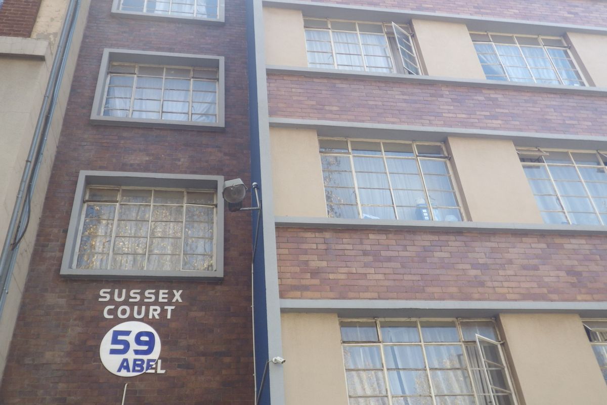 Room in Sussex Court - Photo 5