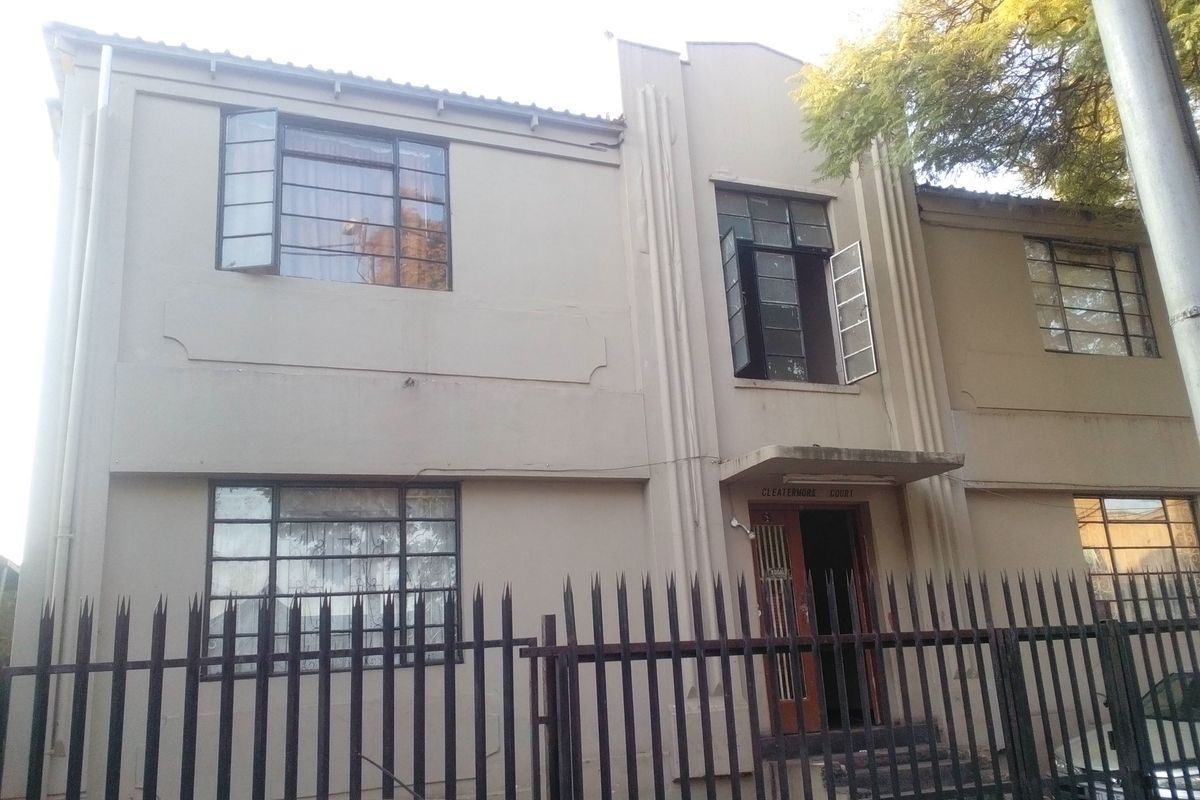 1.5 Bedroomed Flat in Cleatmore Court - Photo 4