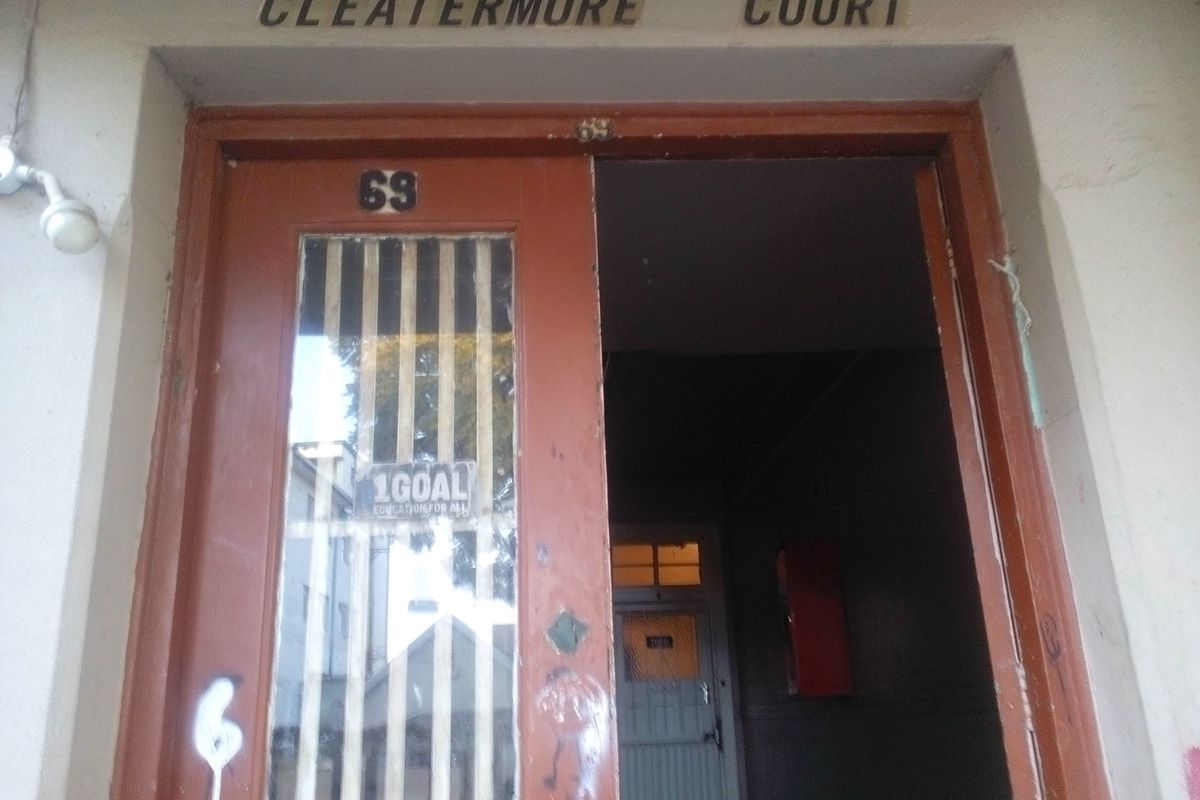 1.5 Bedroomed Flat in Cleatmore Court - Photo 3