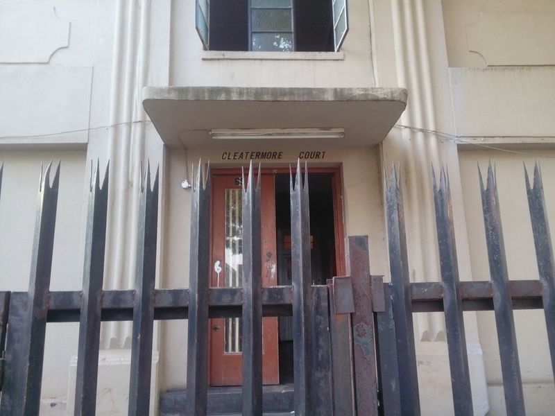 Well priced one & half bedroom flat in Bellevue! - Photo 8