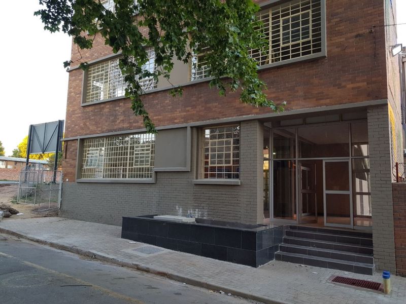  in 12 MORDAUNT STREET - Photo 9