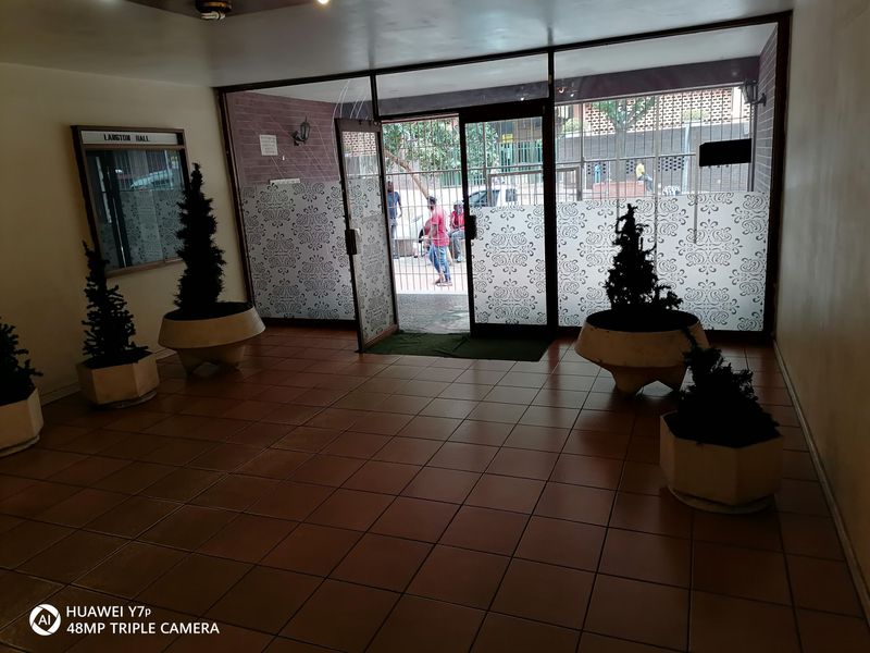 Make this 1 Bedroom flat your home! - Photo 9