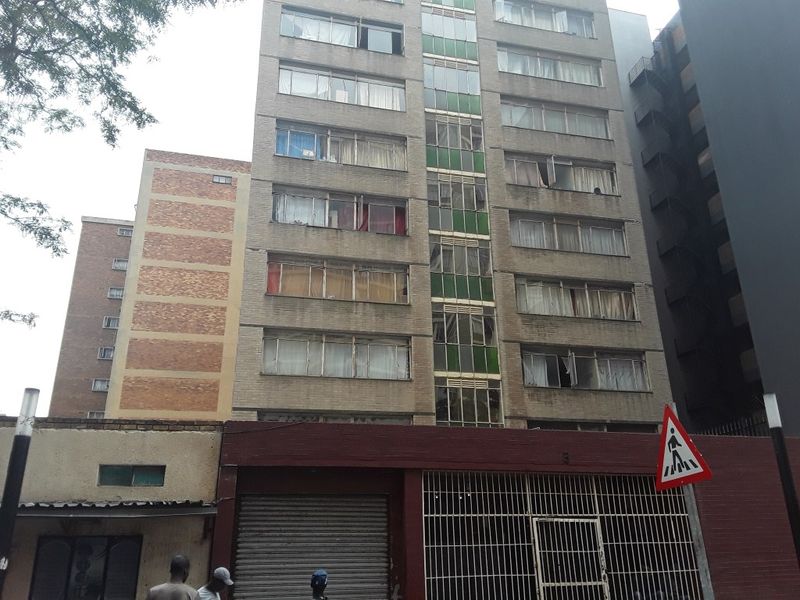 Make this 1 Bedroom flat your home! - Photo 3