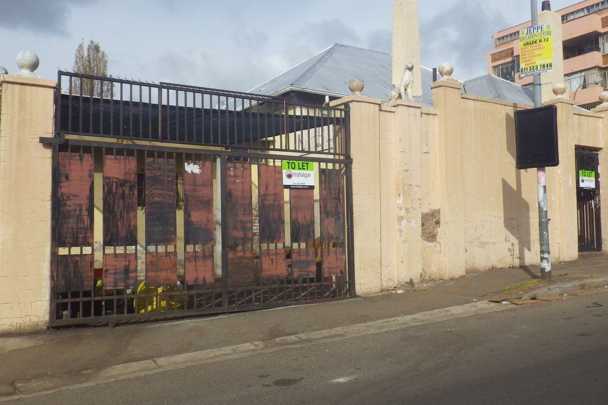  in HARROW ROAD 3 - Photo 3