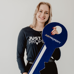 Dunja Louw