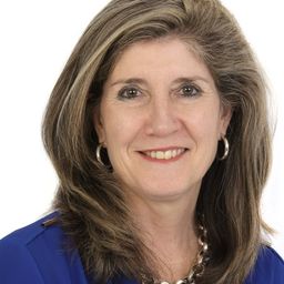 Lynette Dewing