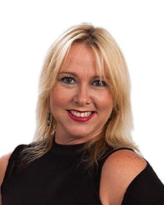 Angela McLoughlin photo