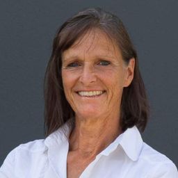 Claudia Walker