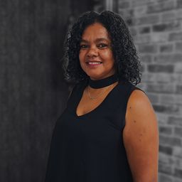 Bernadette Andrews