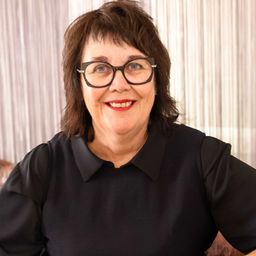 Ruth Grebien