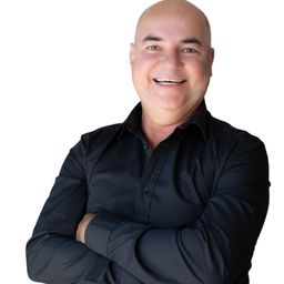 Cobus Carstens