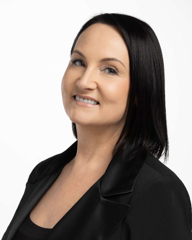 Nanine Du Plessis photo