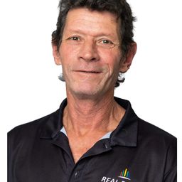 Byron J Nel