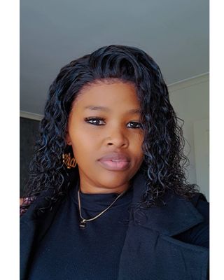 Yoliswa Ntengento photo