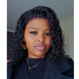 Yoliswa Ntengento