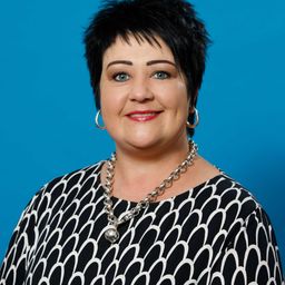 Sumari Barnard