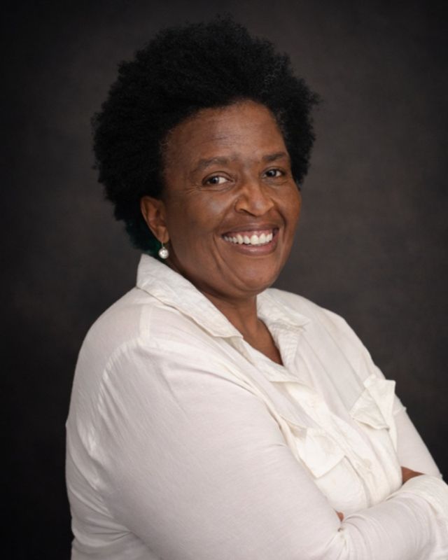 Zanele Mvelase photo