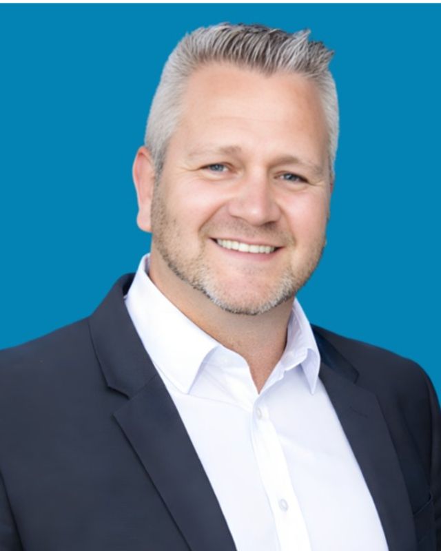 .Corne Olivier photo