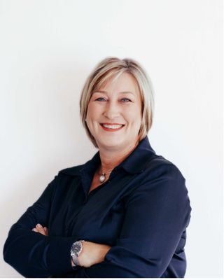 Christine Lourens photo