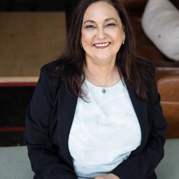 Debbie Stones