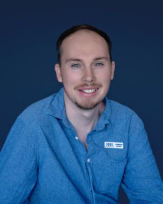 Cameron Davies photo