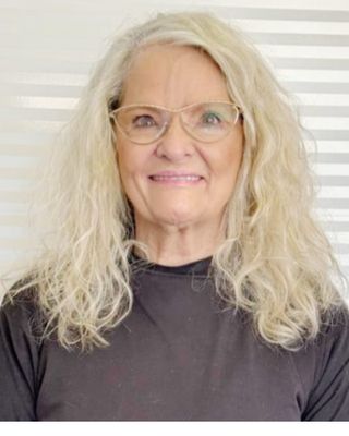 Daphne Swanepoel photo
