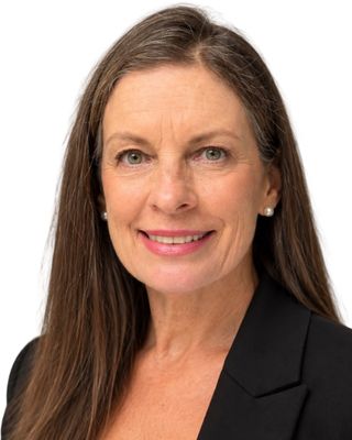 Jennifer Holzapfel photo