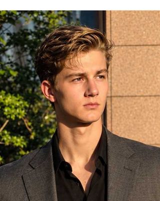 Louwrens van Zyl photo