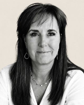 Lauren Cox photo